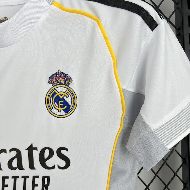 Real Madrid 25/ 26 Camisa 1 / Feminina