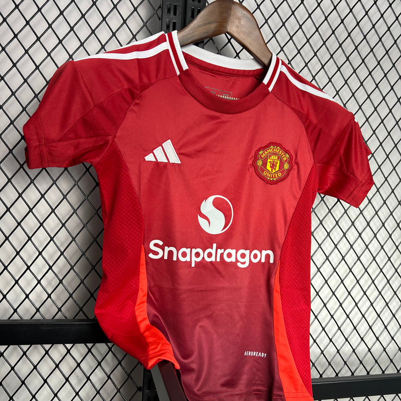 Manchester United 24/25 Kit Infantil 1