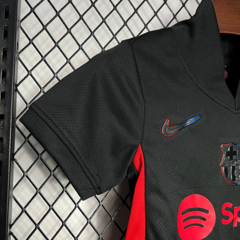 Barcelona 24/25 Kit Infantil 2
