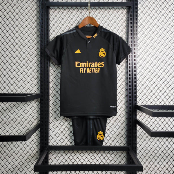 Real Madrid 23/24 Kit Infantil 3