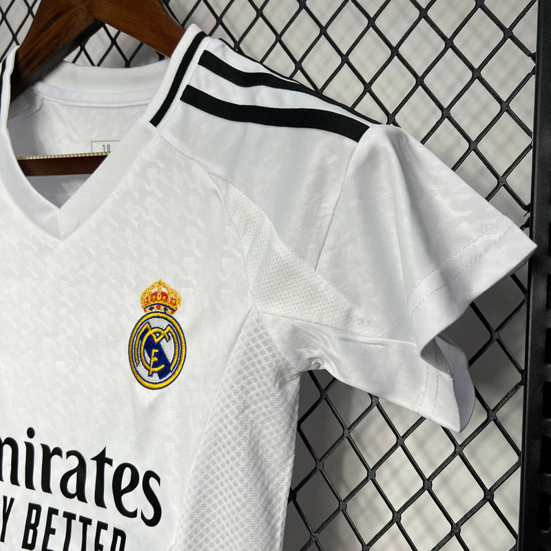 Real Madrid 24/25 Kit Infantil 1