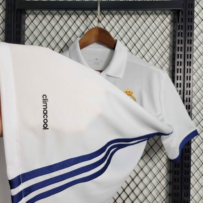 Real Madrid 16/ 17 Camisa 1 / Retrô
