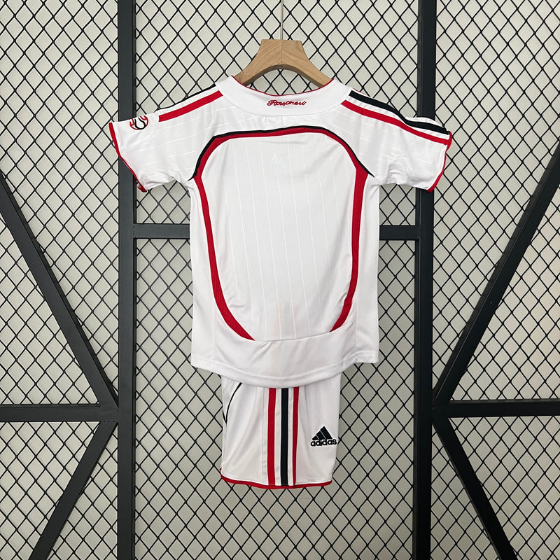 Ac Milan 06/07 Kit Infantil 2