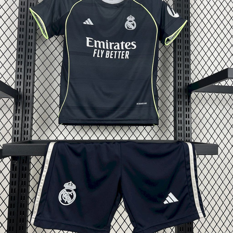 Real Madrid 25/26 Kit Infantil 2