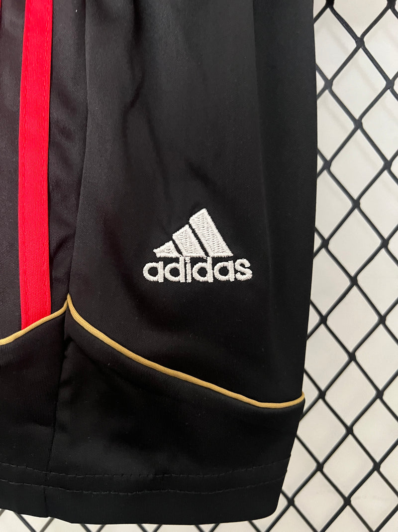 Ac MIlan 06/07 Kit Infantil 1
