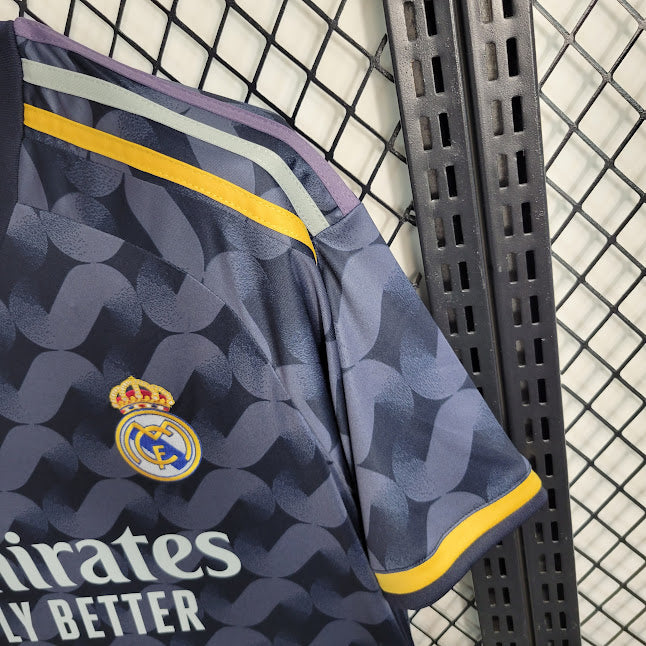 Real Madrid 23/24 Camisa 2 / Torcedor