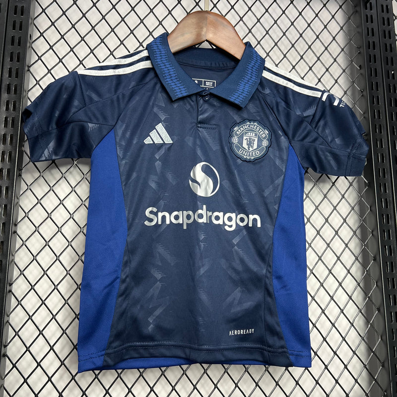 Manchester United 24/25 Kit Infantil 2