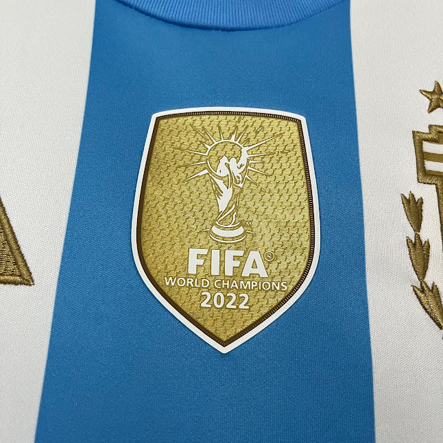 Argentina 24/25 / Camisa 1 / Torcedor