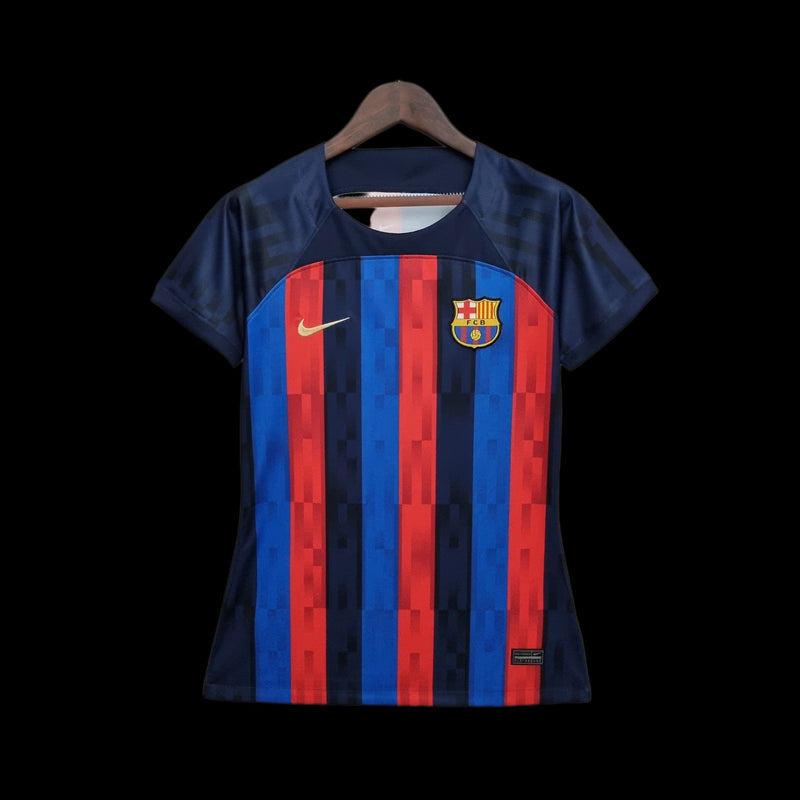 Barcelona 22/23 Camisa 1 / Torcedor Feminina