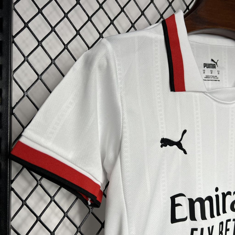 Ac MIlan 24/25 Kit Infantil 2