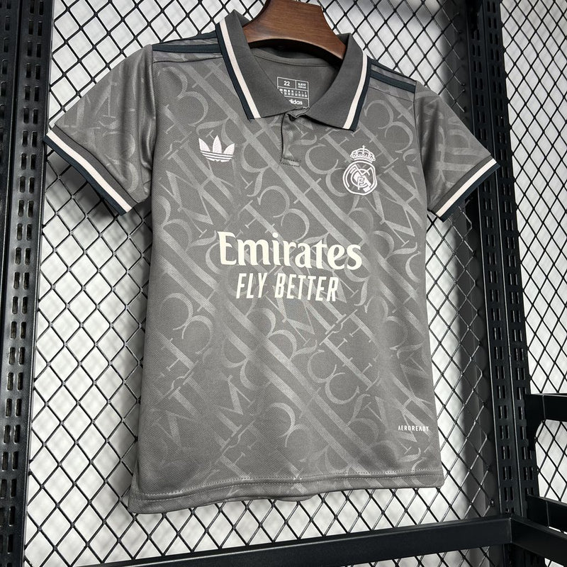 Real Madrid 24/25 Kit Infantil 3