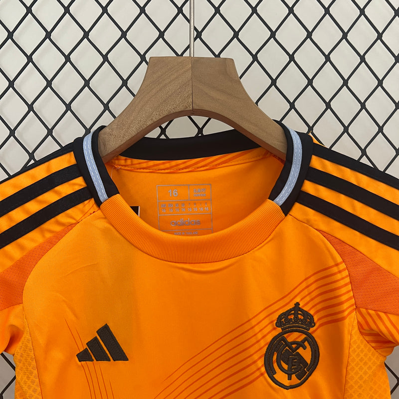 Real Madrid 24/25 Kit Infantil 2
