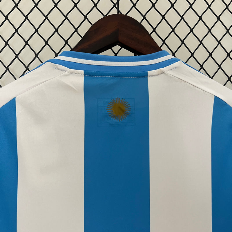 Argentina 24/25 / Camisa 1 / Torcedor