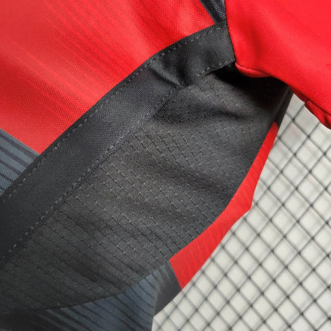 Flamengo 23/24 / Camisa 1  / Feminina