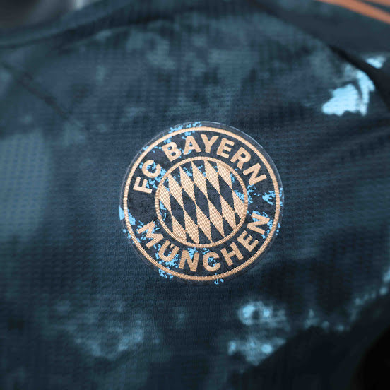 Bayern de Munchen 24/25 Camisa 2 / Jogador