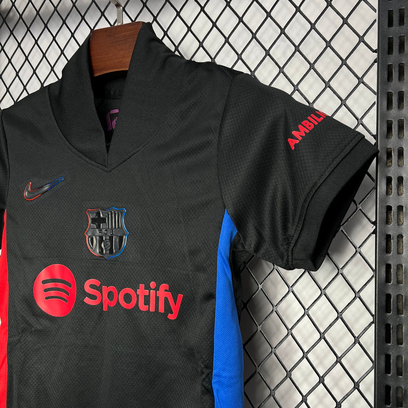 Barcelona 24/25 Kit Infantil 2