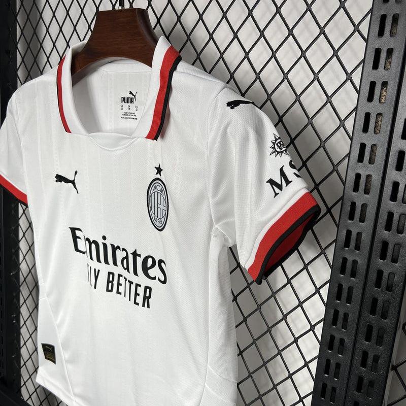 Ac MIlan 24/25 Kit Infantil 2