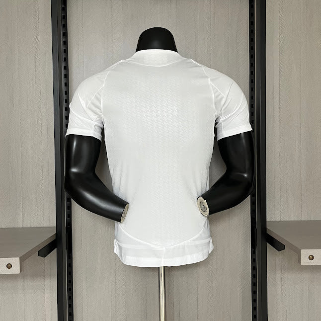 Real Madrid 24/25 Camisa 1 / Jogador