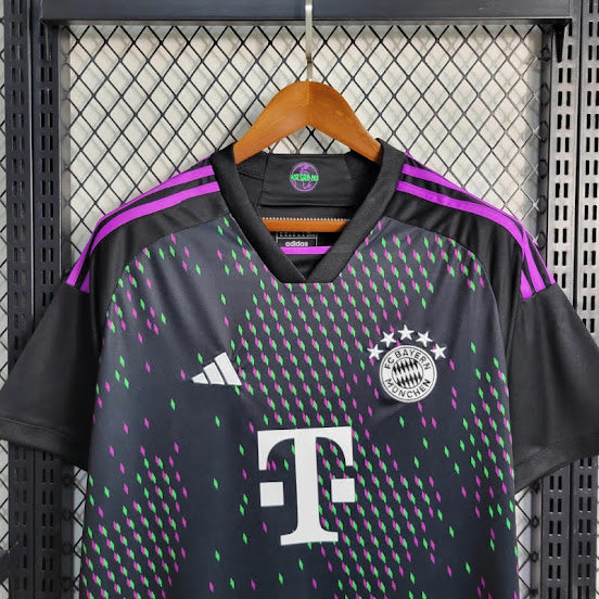 Bayern Munchen 23/24 Camisa 2 / Torcedor