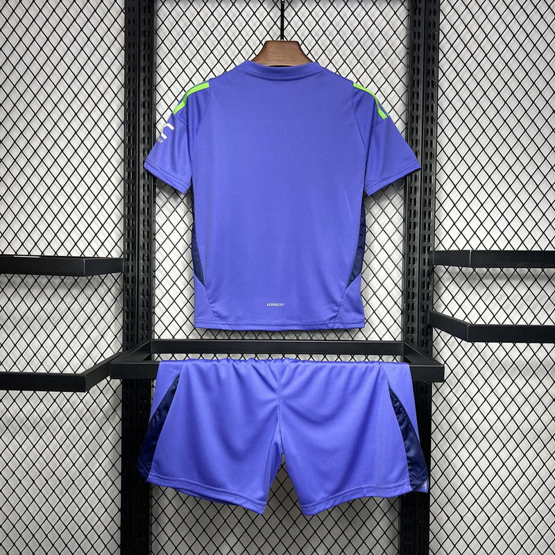 Manchester United 24/25 Kit Infantil / Treino