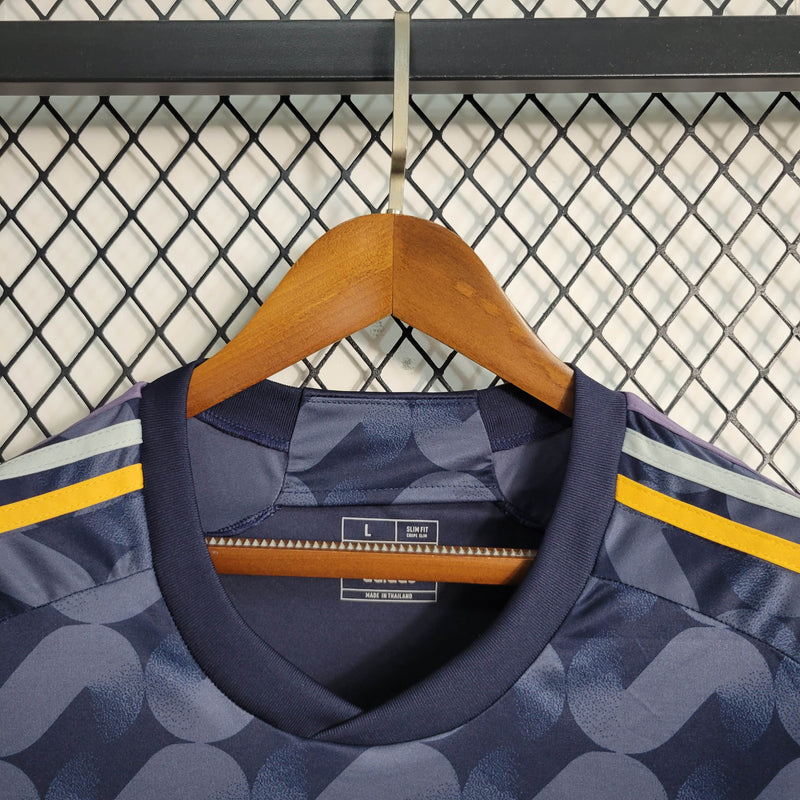 Real Madrid 23/24 Camisa 2 Manga Longa / Torcedor