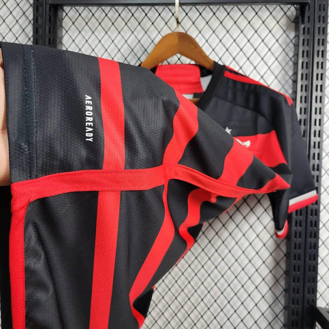 Flamengo 24/25 / Camisa 1 / Torcedor