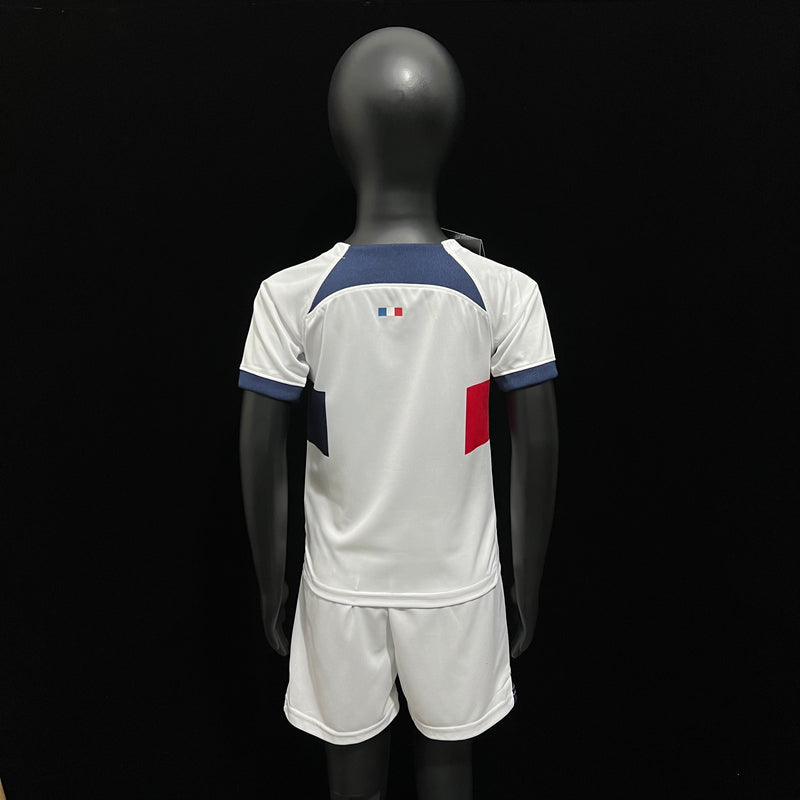 PSG 23/24 Kit Infantil 2