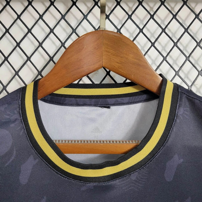 Flamengo 23/24 / Camisa Consciência Negra / Feminina