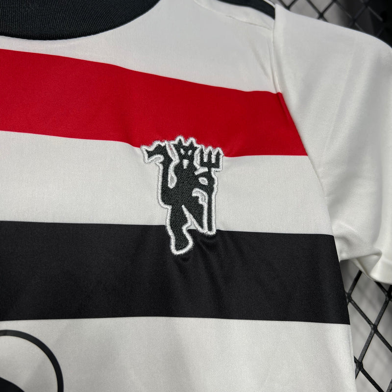 Manchester United 24/25 Kit Infantil 3
