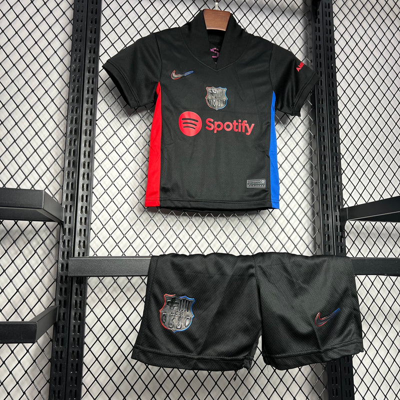 Barcelona 24/25 Kit Infantil 2
