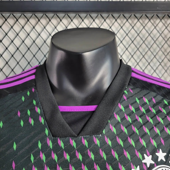 Bayern Munchen 23/24 Camisa 2 / Jogador
