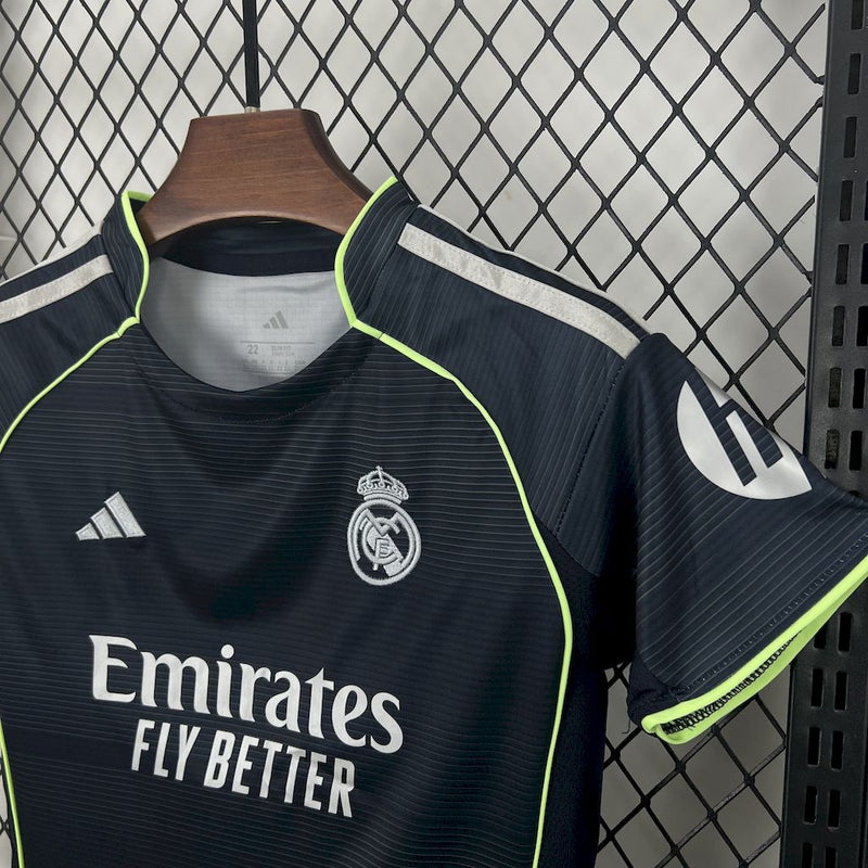 Real Madrid 25/26 Kit Infantil 2