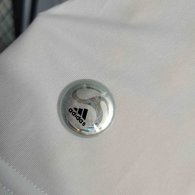 Real Madrid 09/10 Camisa 1 / Retrô