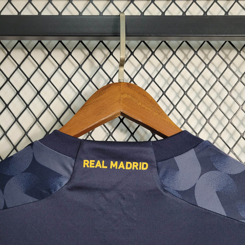 Real Madrid 23/24 Camisa 2 Manga Longa / Torcedor
