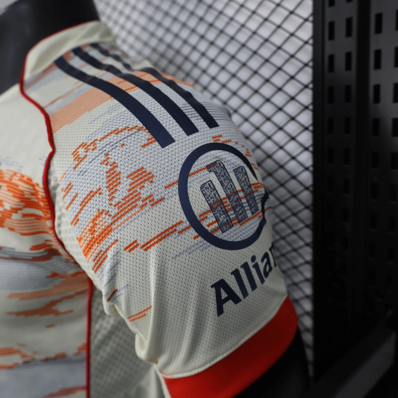 Bayern Munchen 25/26 Camisa 2 / Torcedor