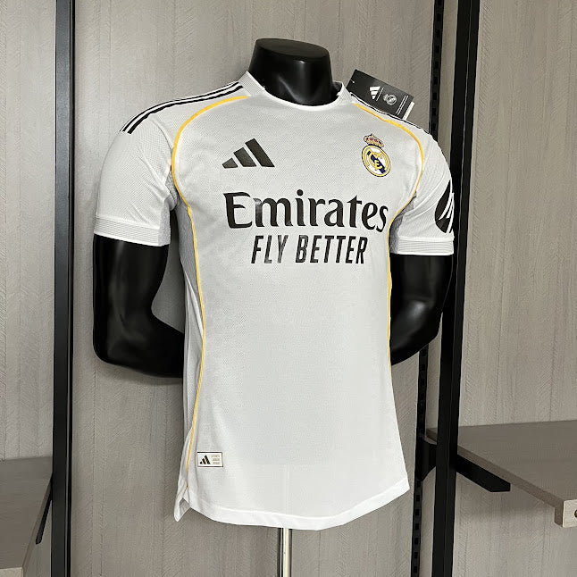 Real Madrid 25/26 Camisa 1 / Jogador