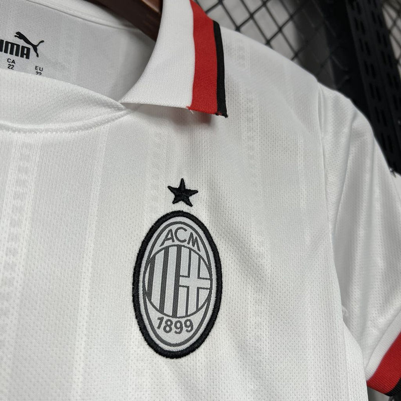 Ac MIlan 24/25 Kit Infantil 2
